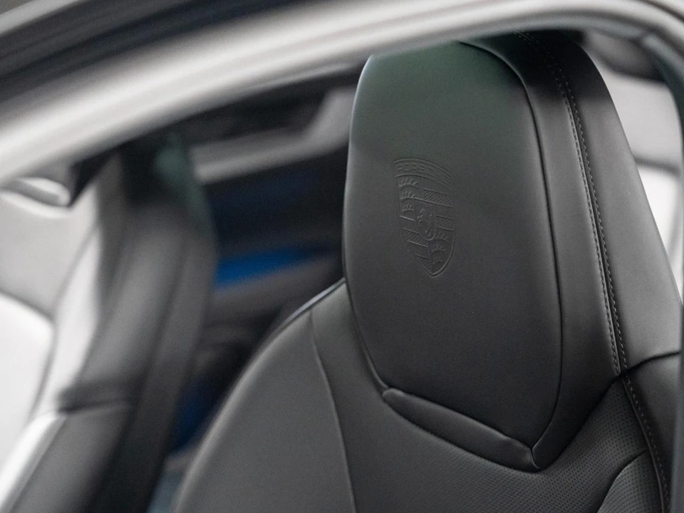 2026 Porsche 9Y0/9Y3 Cayenne Coupe - Image 25 of 29