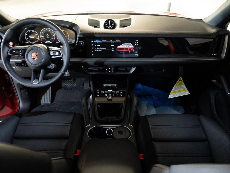 2026 Porsche 9Y0/9Y3 Cayenne Coupe - Image 26 of 29