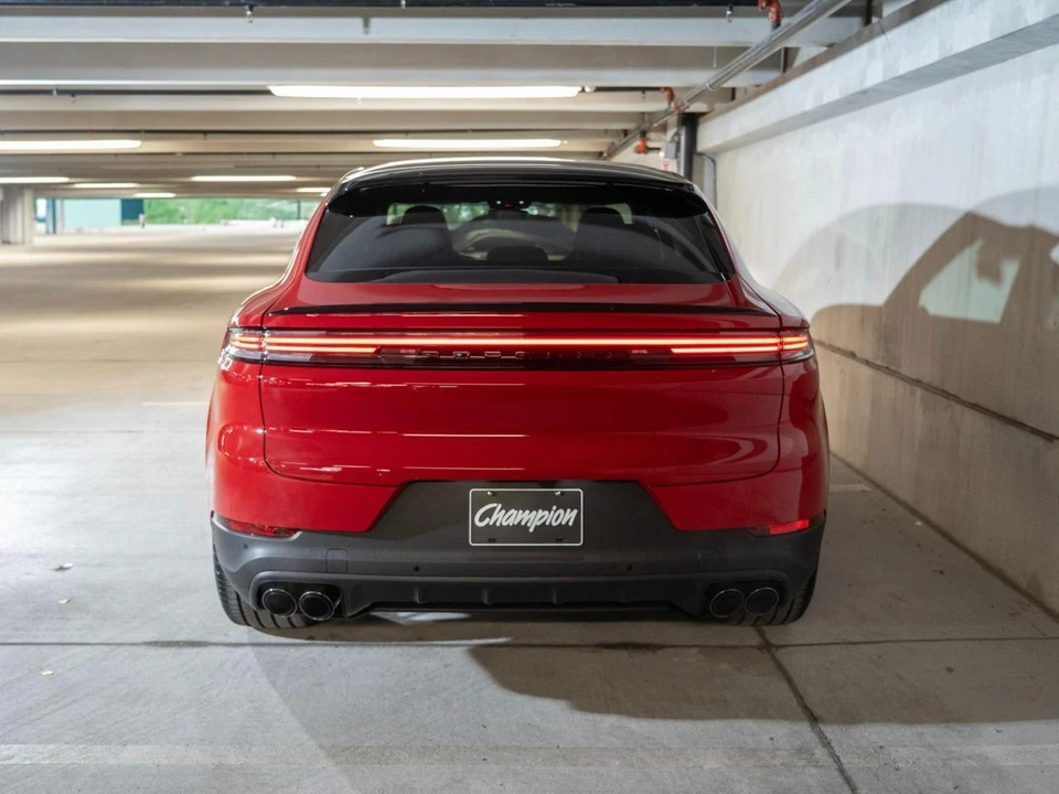 2026 Porsche 9Y0/9Y3 Cayenne Coupe - Image 10 of 29