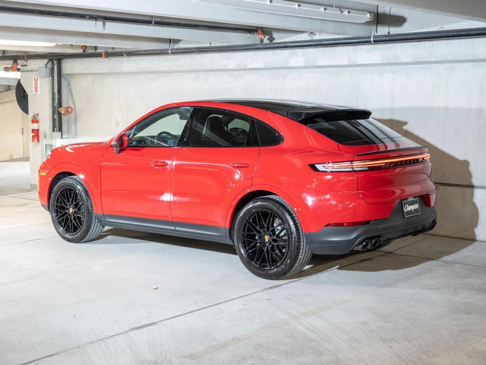 2026 Porsche 9Y0/9Y3 Cayenne Coupe - Image 3 of 29