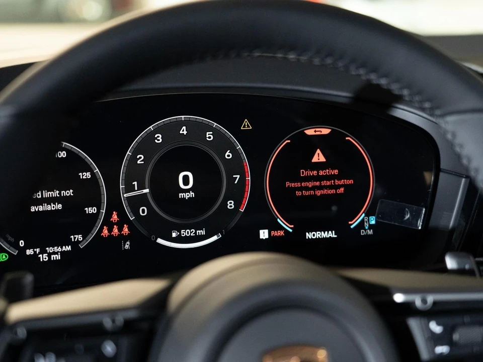 2026 Porsche 9Y0/9Y3 Cayenne Coupe - Image 19 of 29
