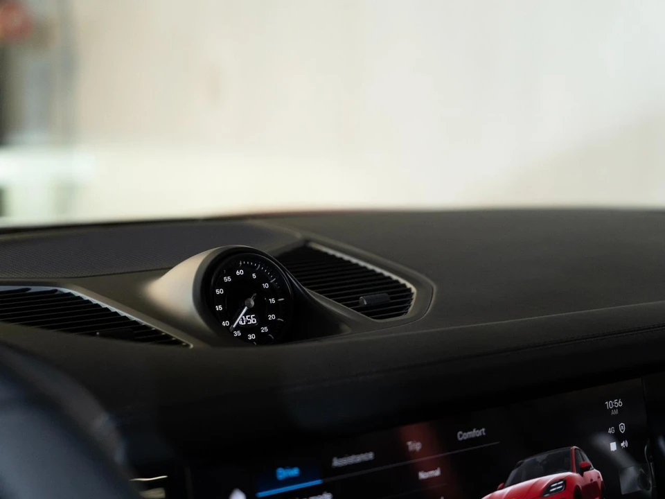 2026 Porsche 9Y0/9Y3 Cayenne Coupe - Image 20 of 29
