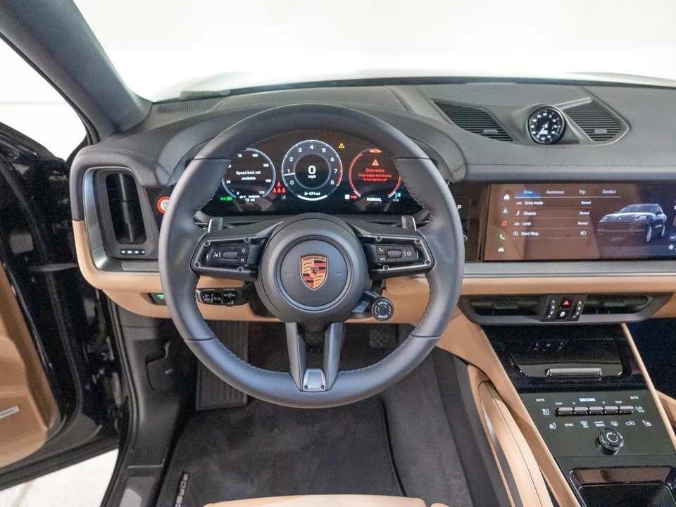 2026 Porsche 9Y0/9Y3 Cayenne Coupe - Image 28 of 29