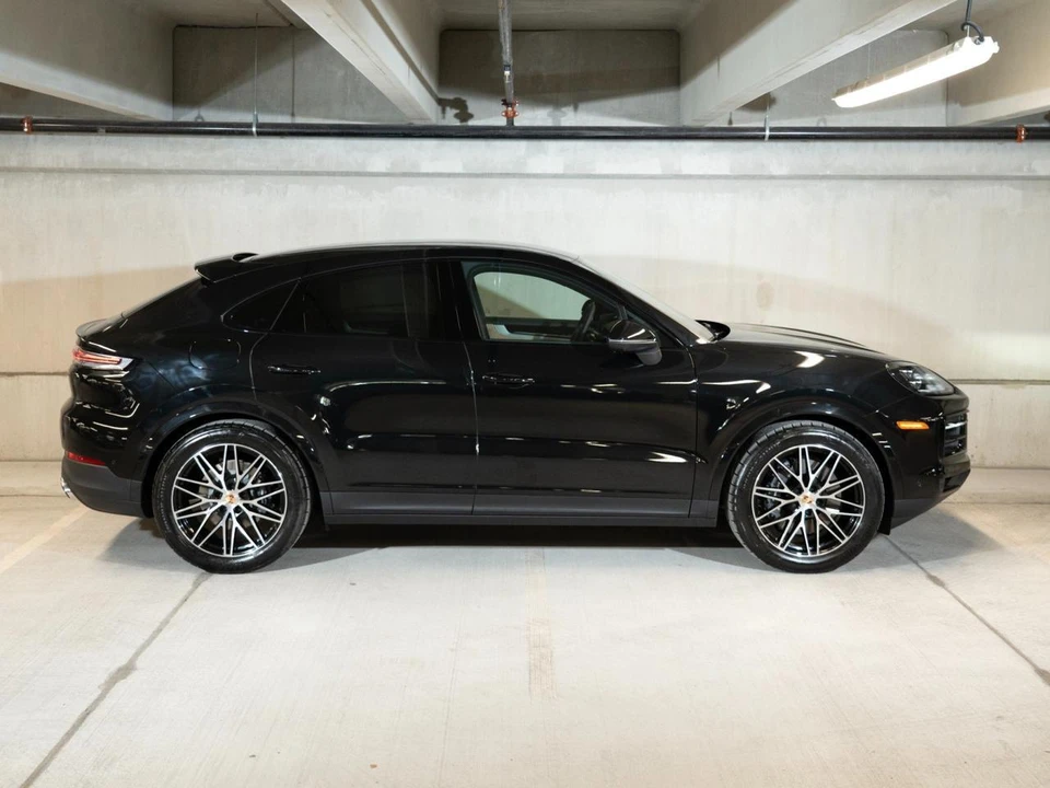 2026 Porsche 9Y0/9Y3 Cayenne Coupe - Image 9 of 29