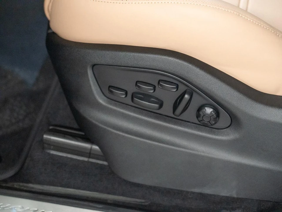 2026 Porsche 9Y0/9Y3 Cayenne Coupe - Image 13 of 29