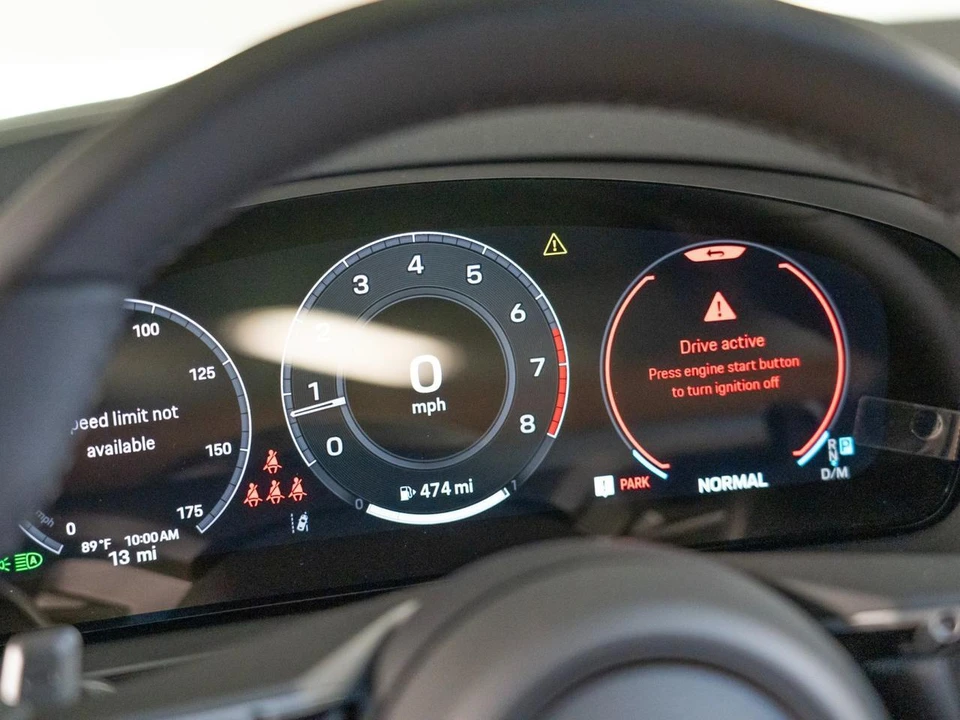 2026 Porsche 9Y0/9Y3 Cayenne Coupe - Image 19 of 29