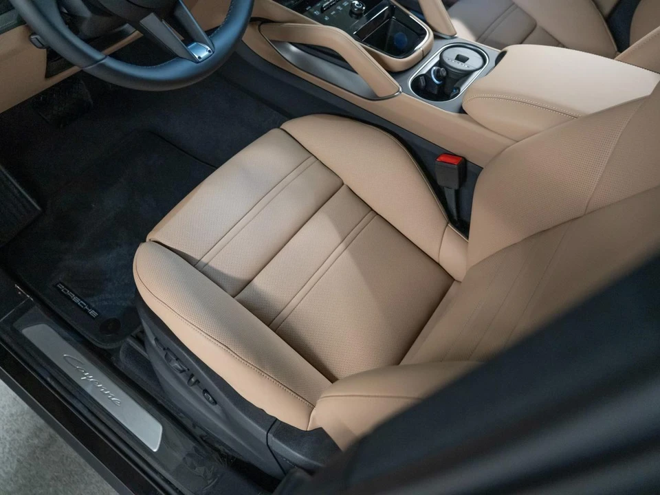 2026 Porsche 9Y0/9Y3 Cayenne Coupe - Image 14 of 29