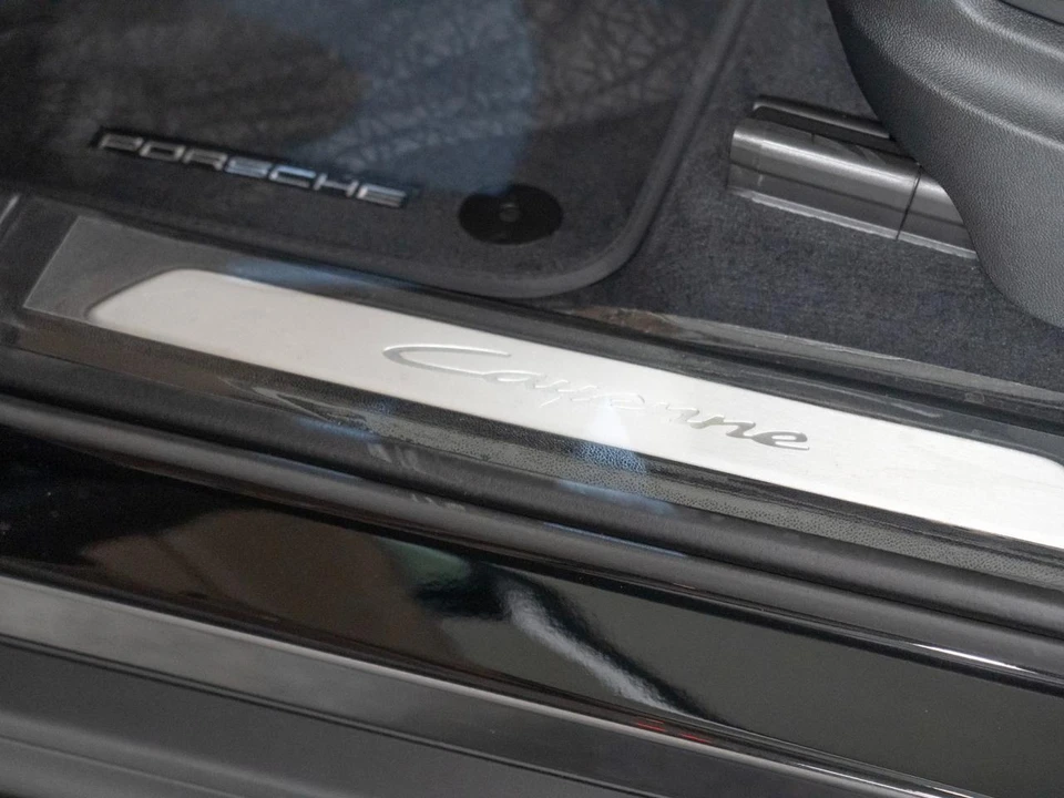 2026 Porsche 9Y0/9Y3 Cayenne Coupe - Image 12 of 29