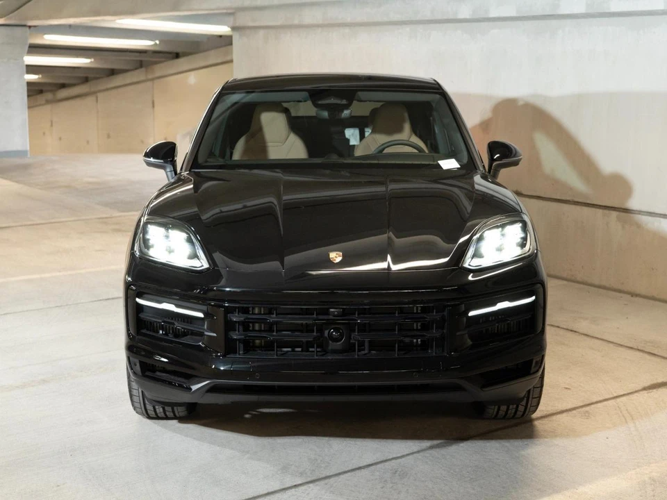 2026 Porsche 9Y0/9Y3 Cayenne Coupe - Image 6 of 29