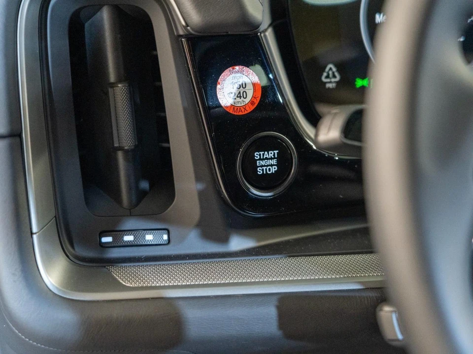 2026 Porsche 9Y0/9Y3 Cayenne Coupe - Image 24 of 28