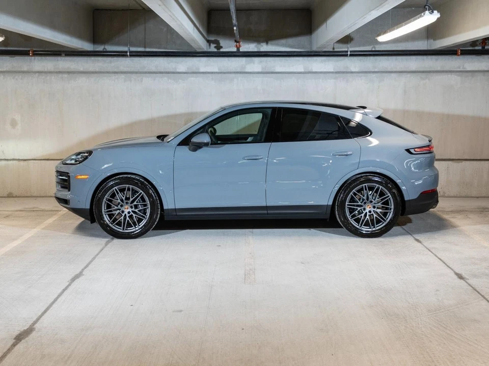 2026 Porsche 9Y0/9Y3 Cayenne Coupe - Image 2 of 28