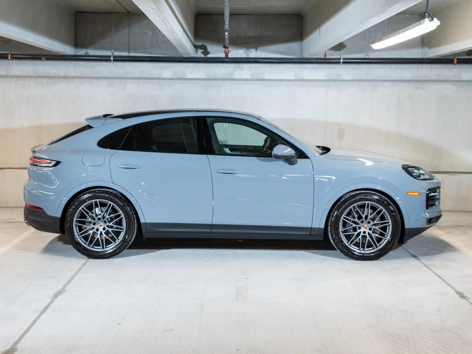 2026 Porsche 9Y0/9Y3 Cayenne Coupe - Image 8 of 28