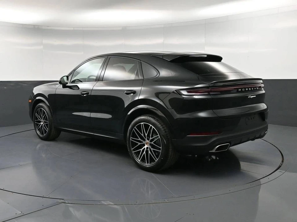 2026 Porsche 9Y0/9Y3 Cayenne Coupe - Image 3 of 5