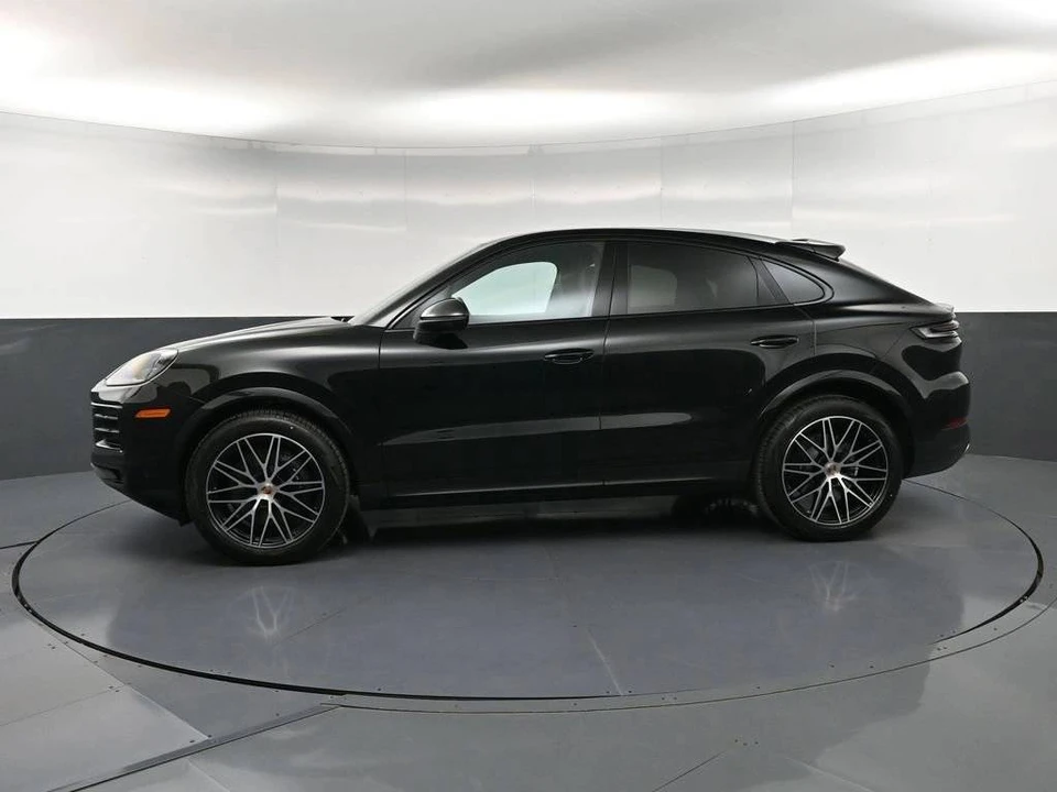 2026 Porsche 9Y0/9Y3 Cayenne Coupe - Image 2 of 5