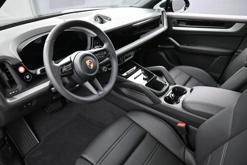 2026 Porsche 9Y0/9Y3 Cayenne Coupe - Image 4 of 5