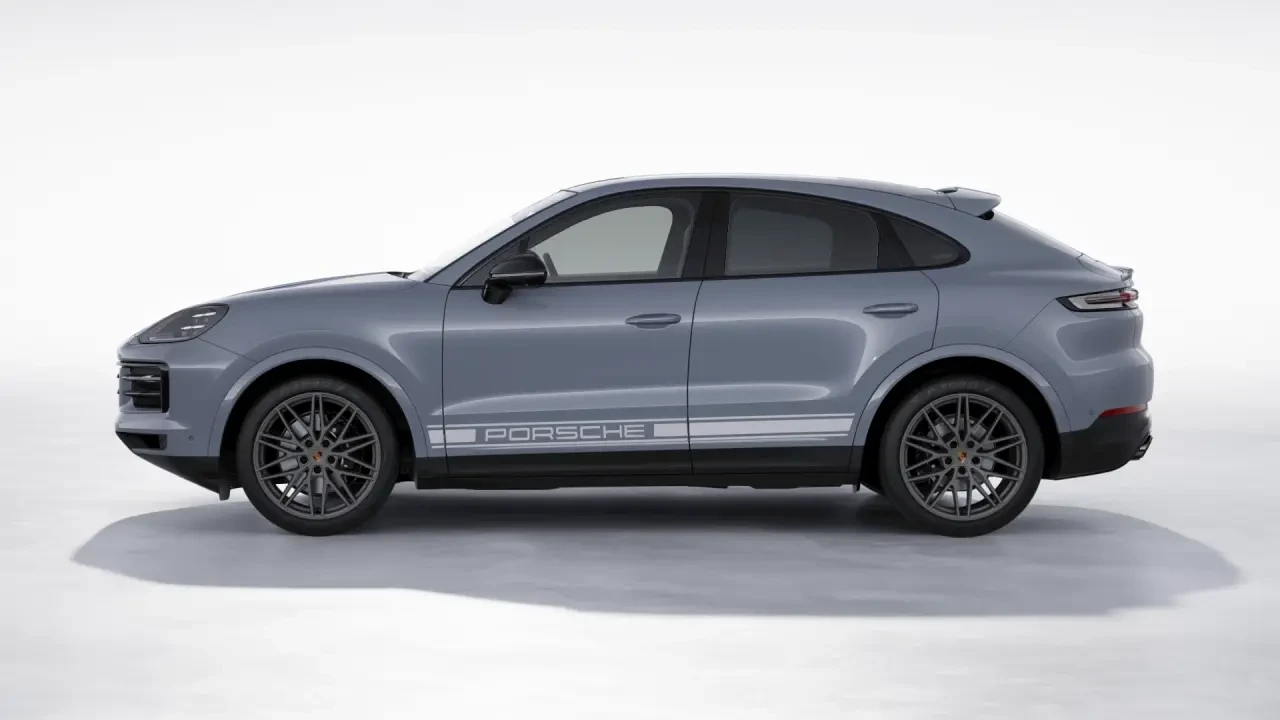 2026 Porsche 9Y0/9Y3 Cayenne - Image 16 of 31