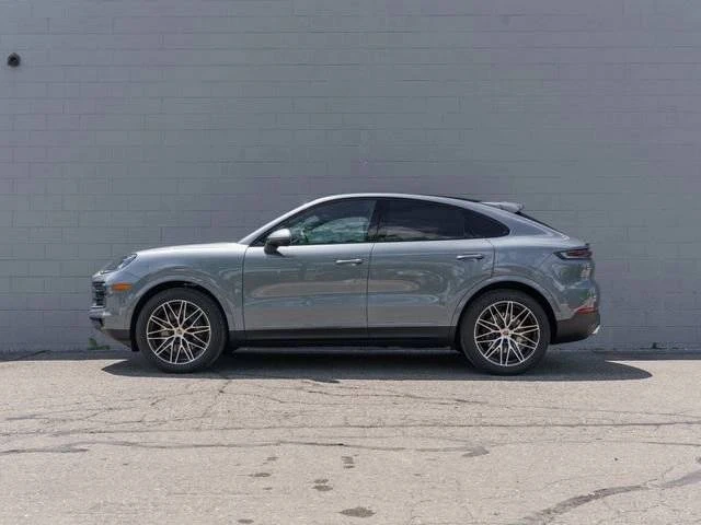 2026 Porsche 9Y0/9Y3 Cayenne Coupe - Image 2 of 5