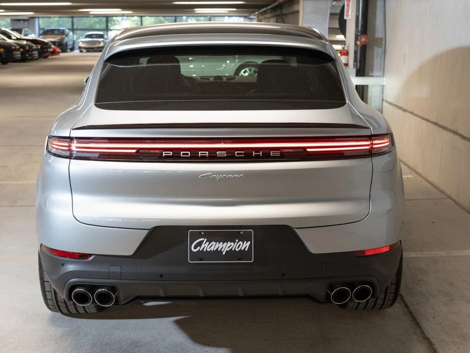 2026 Porsche 9Y0/9Y3 Cayenne Coupe - Image 10 of 28