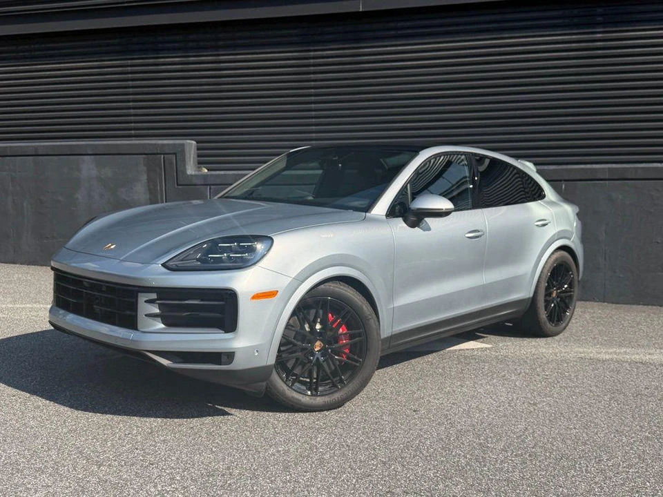 2026 Porsche 9Y0/9Y3 Cayenne Coupe - Image 6 of 25