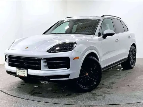 2026 Porsche Cayenne Premium Plus