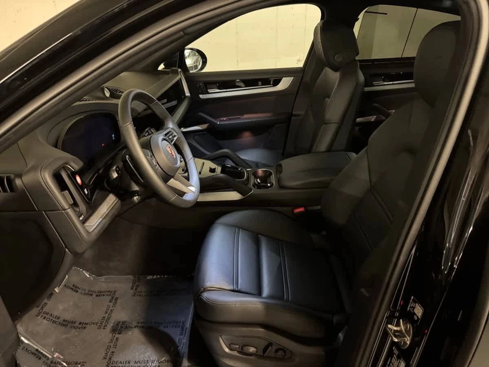 2026 Porsche 9Y0/9Y3 Cayenne Coupe - Image 5 of 5