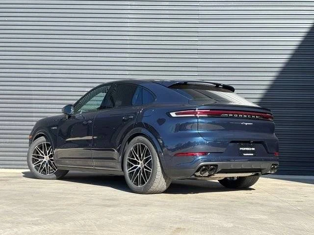 2026 Porsche 9Y0/9Y3 Cayenne Coupe - Image 3 of 4