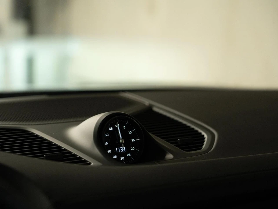 2026 Porsche 9Y0/9Y3 Cayenne Coupe - Image 19 of 28