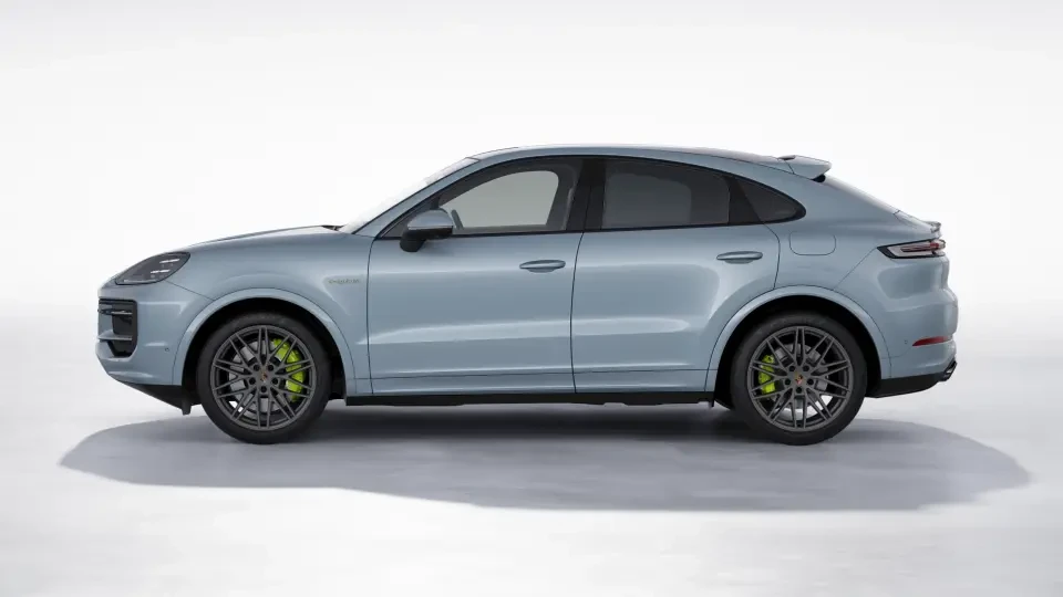 2026 Porsche 9Y0/9Y3 Cayenne - Image 15 of 31