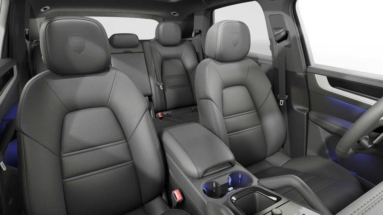 2026 Porsche Cayenne - Image 12 of 14