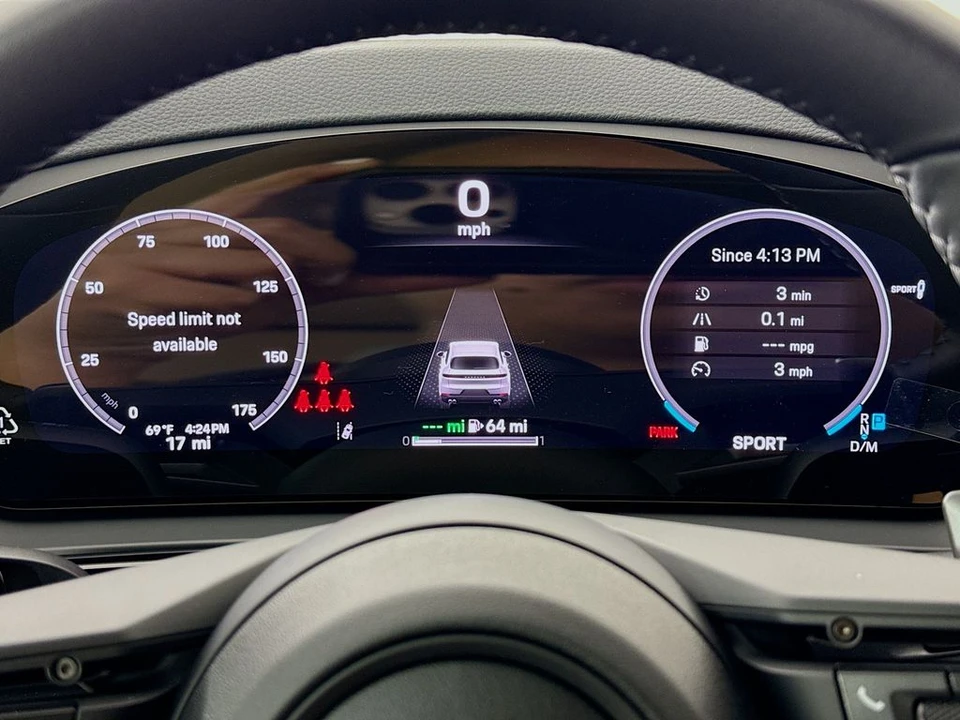 2026 Porsche 9Y0/9Y3 Cayenne - Image 16 of 31