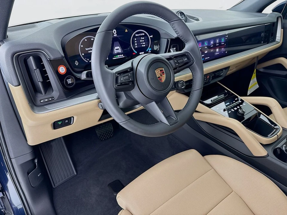 2026 Porsche 9Y0/9Y3 Cayenne - Image 4 of 31
