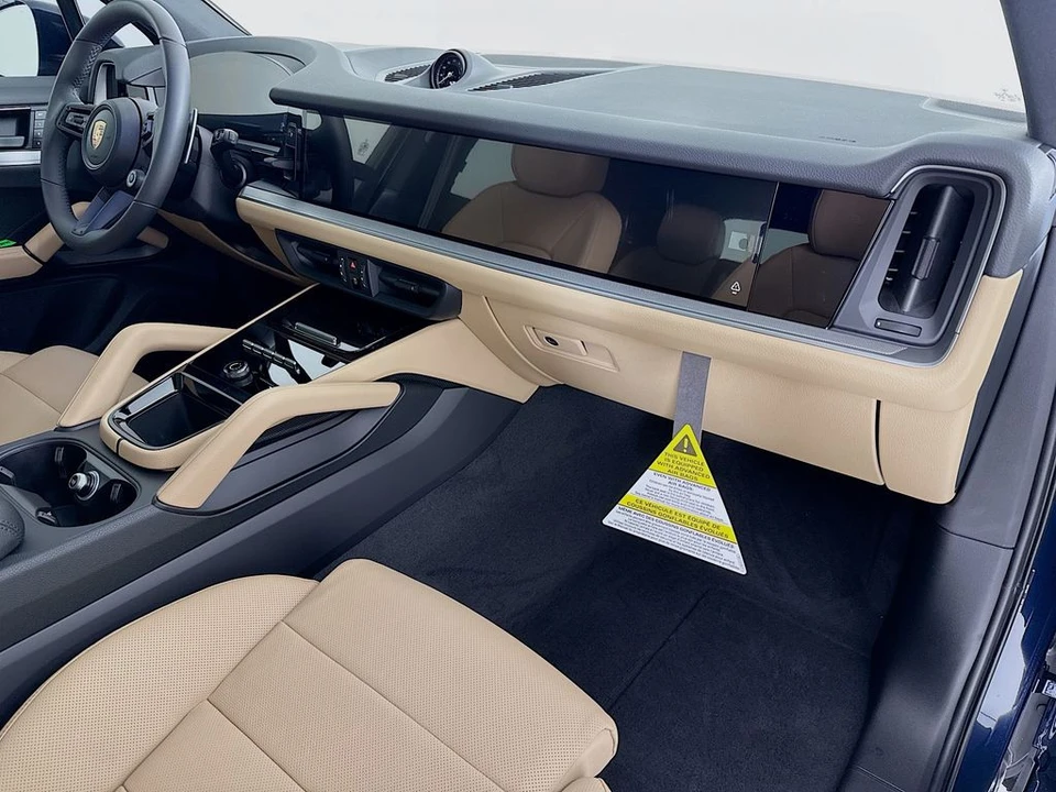 2026 Porsche 9Y0/9Y3 Cayenne - Image 31 of 31