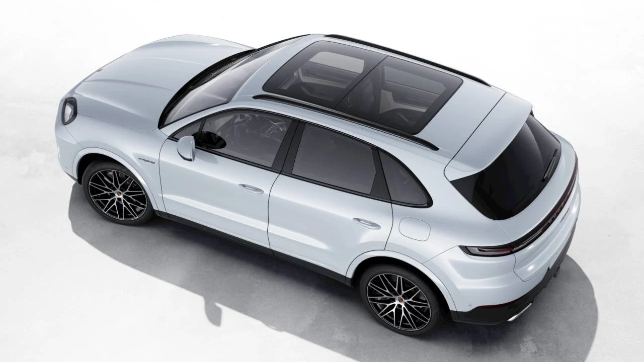 2026 Porsche 9Y0/9Y3 Cayenne - Image 4 of 10