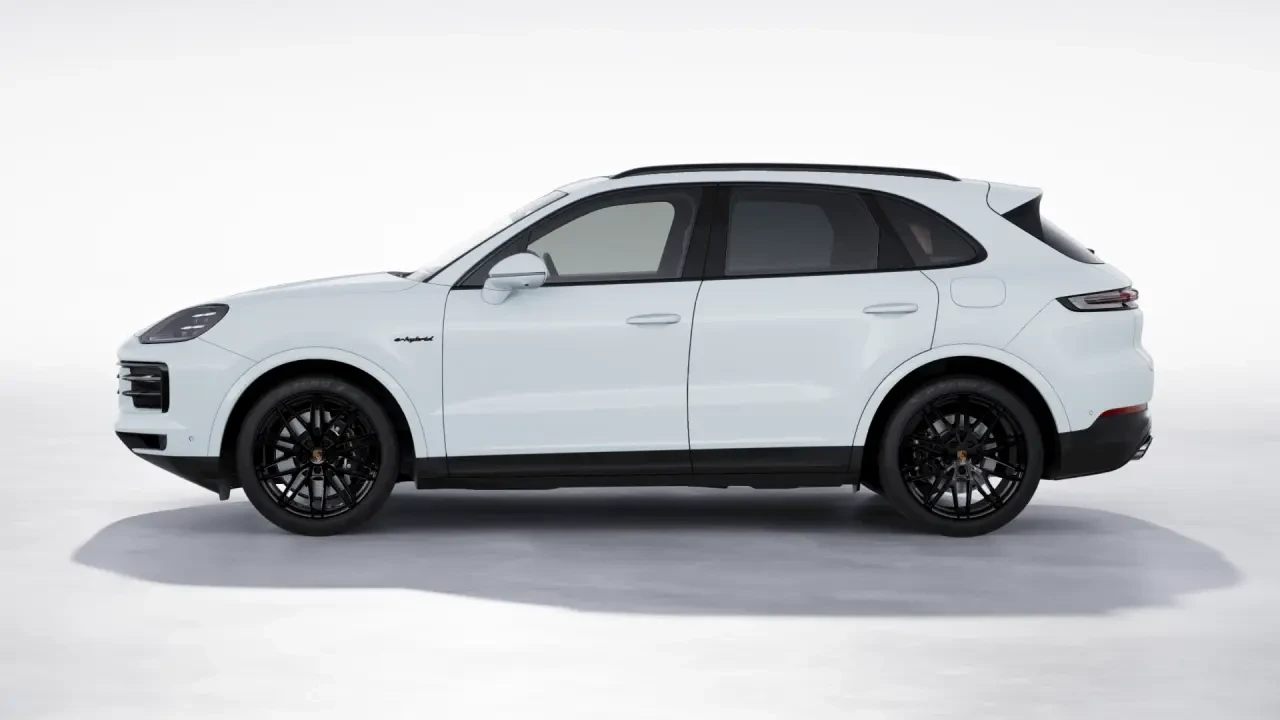 2026 Porsche 9Y0/9Y3 Cayenne - Image 16 of 31
