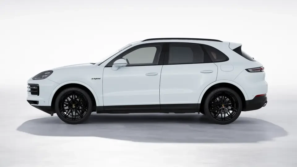 2026 Porsche 9Y0/9Y3 Cayenne - Image 15 of 31