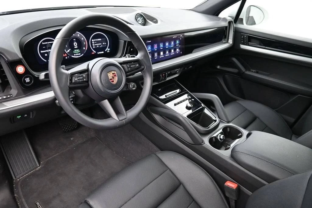 2026 Porsche 9Y0/9Y3 Cayenne - Image 4 of 4