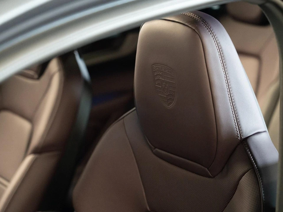 2026 Porsche 9Y0/9Y3 Cayenne - Image 25 of 30