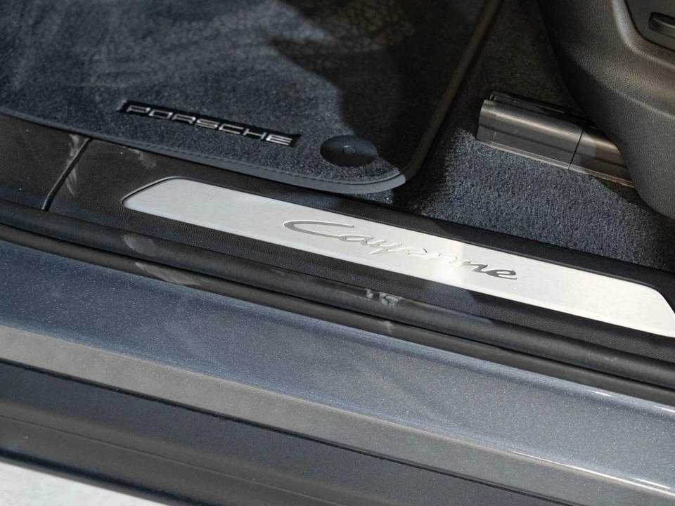 2026 Porsche 9Y0/9Y3 Cayenne - Image 12 of 30