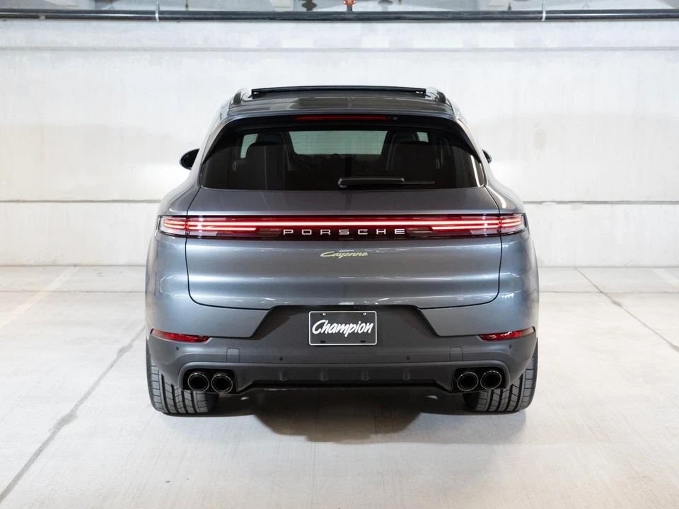 2026 Porsche 9Y0/9Y3 Cayenne - Image 10 of 30