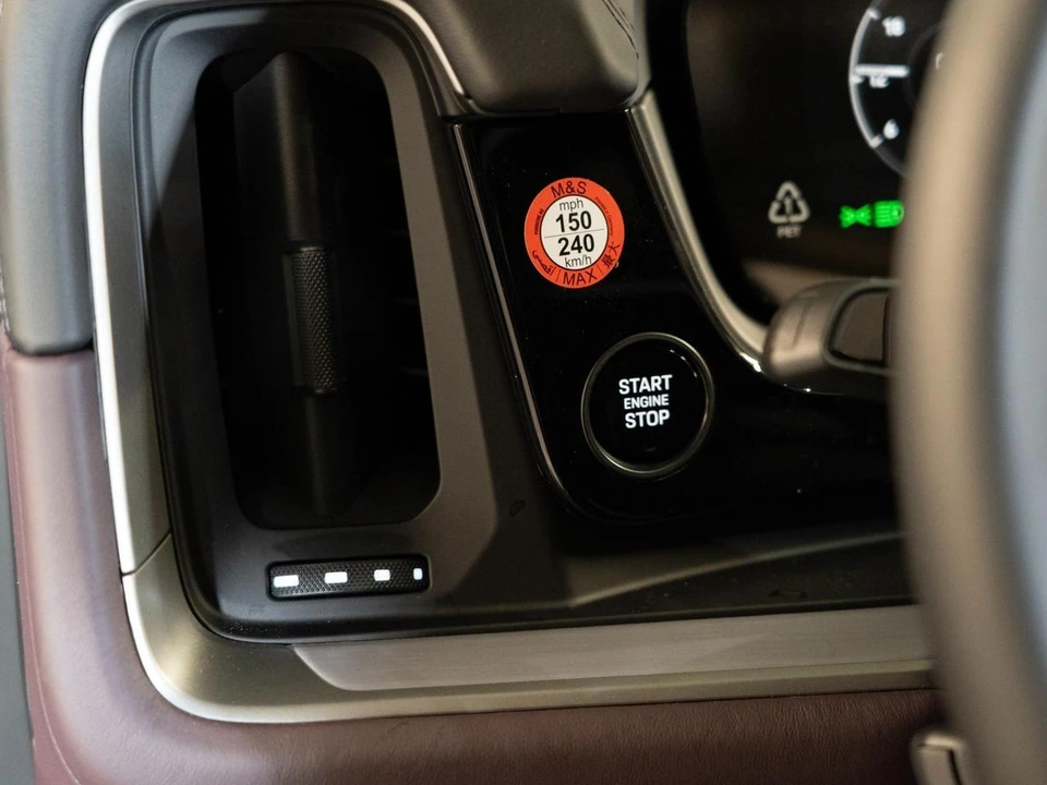 2026 Porsche 9Y0/9Y3 Cayenne - Image 24 of 30
