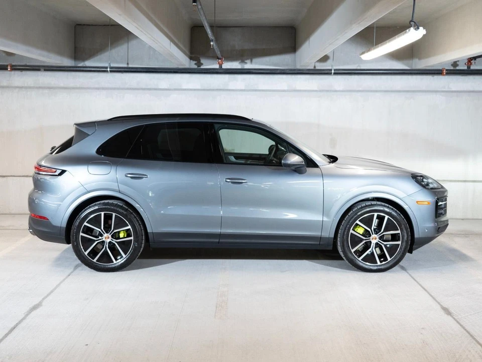 2026 Porsche 9Y0/9Y3 Cayenne - Image 8 of 30