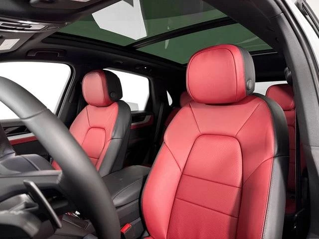 2026 Porsche 9Y0/9Y3 Cayenne - Image 5 of 5