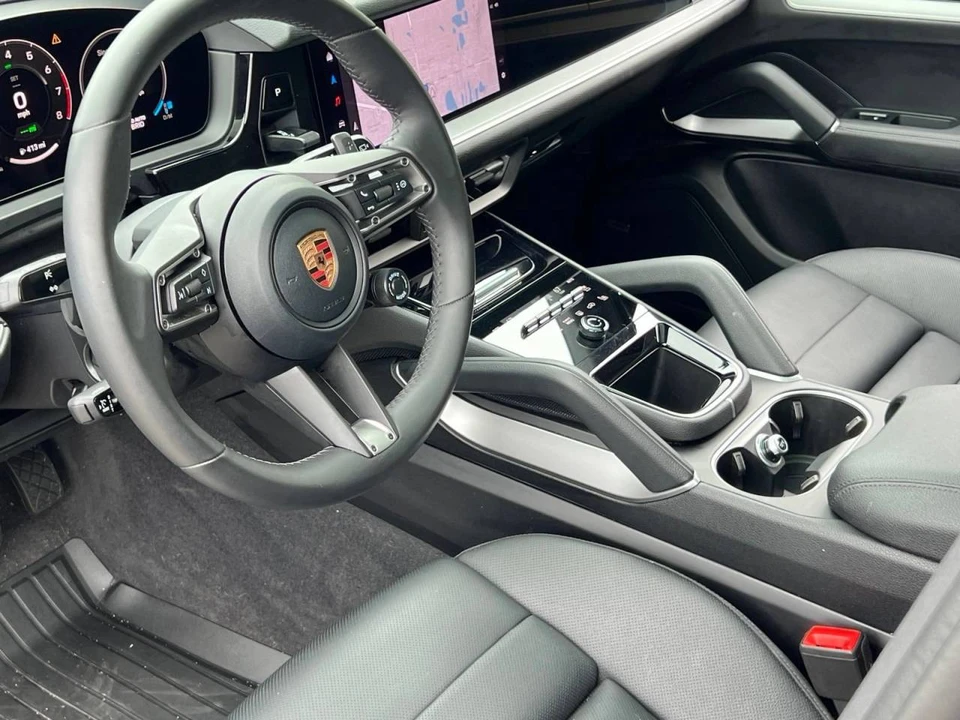2026 Porsche 9Y0/9Y3 Cayenne - Image 4 of 4