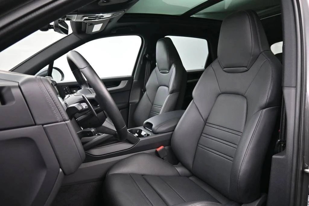 2026 Porsche 9Y0/9Y3 Cayenne - Image 5 of 5