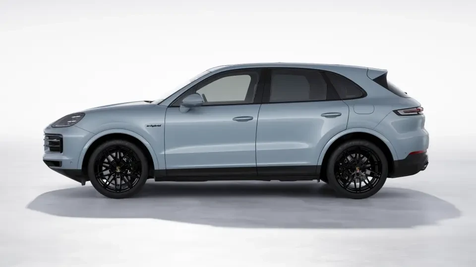 2026 Porsche 9Y0/9Y3 Cayenne - Image 15 of 30
