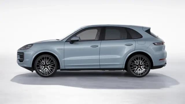 2026 Porsche 9Y0/9Y3 Cayenne - Image 14 of 31