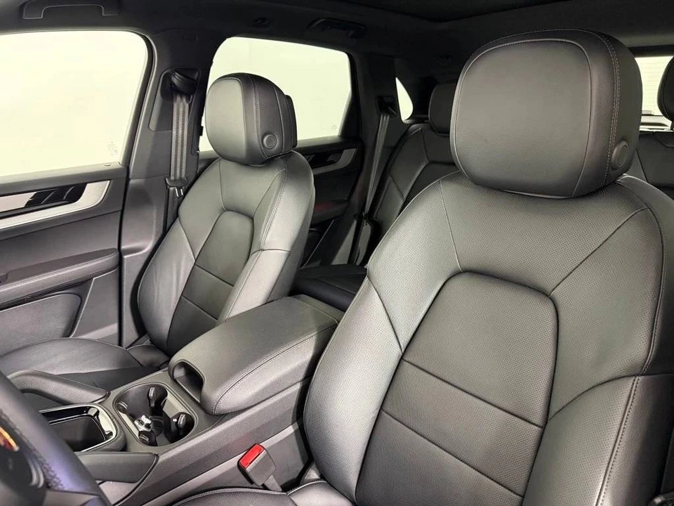 2026 Porsche 9Y0/9Y3 Cayenne - Image 5 of 5