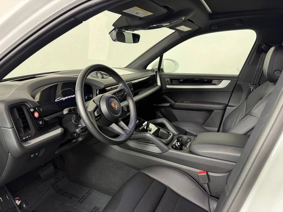 2026 Porsche 9Y0/9Y3 Cayenne - Image 4 of 5