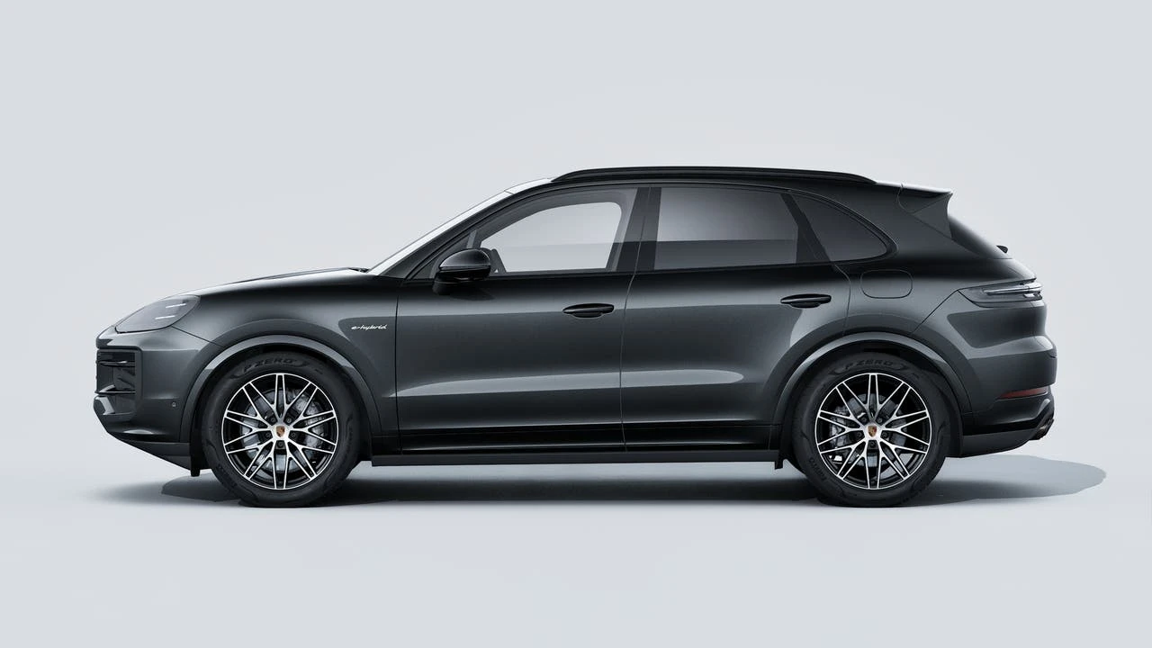 2026 Porsche 9Y0/9Y3 Cayenne - Image 2 of 14