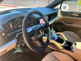 2026 Porsche 9Y0/9Y3 Cayenne - Image 25 of 31
